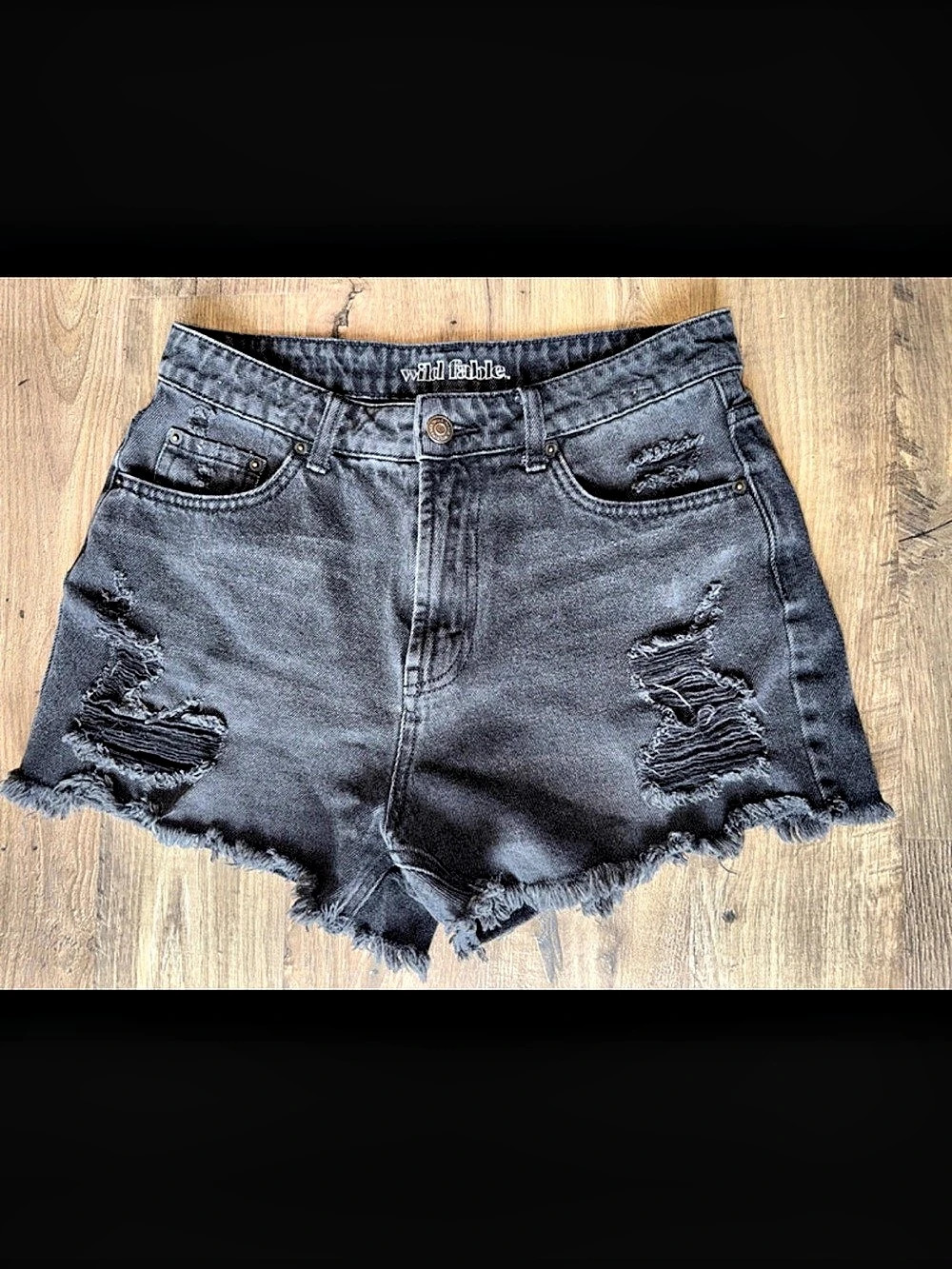Wild Fable Distressed Jean Shorts Gray Size 4